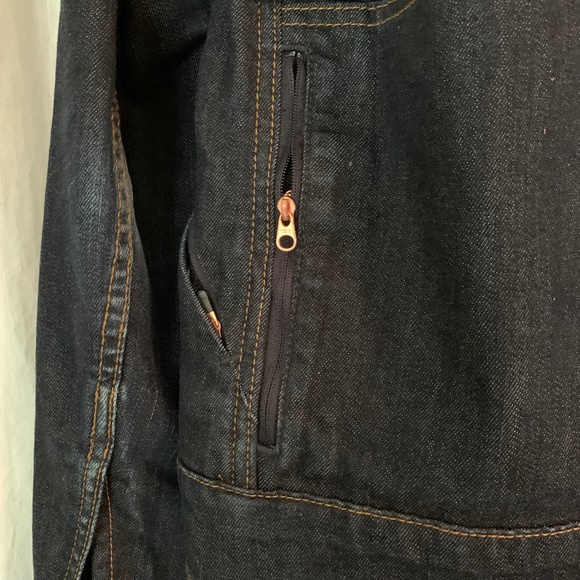 Levi's dark wash denim commuting cycling jacket - Picture 6 of 8